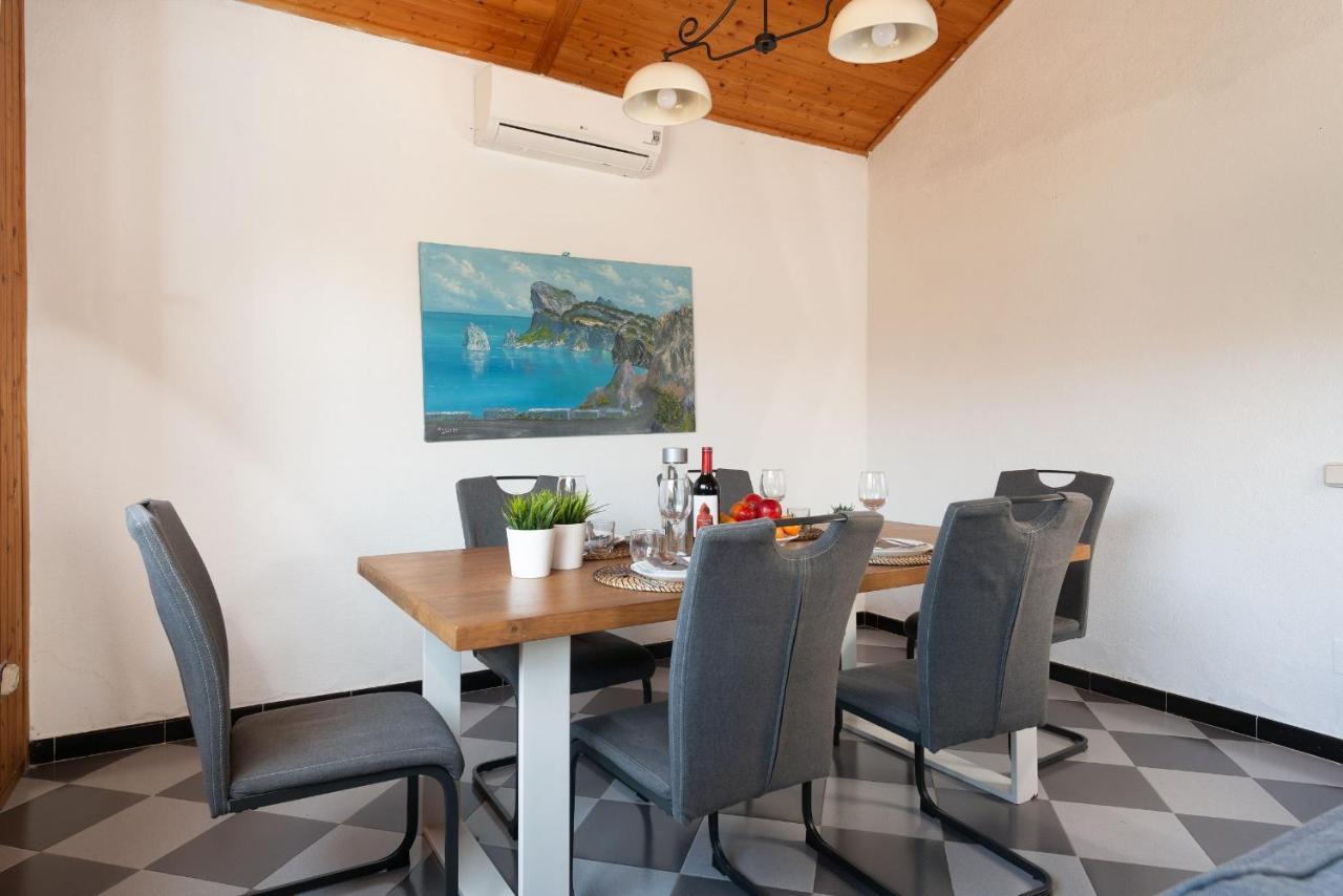 i Alcudia på 0 m². Soveværelser: 4. Private badeværelser: 2. Eksteriør billede